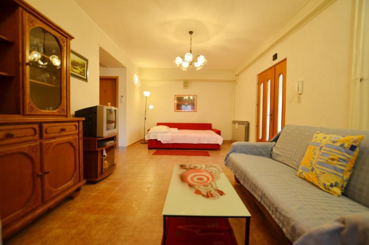 Miro Apartments Kanfanar Buitenkant foto