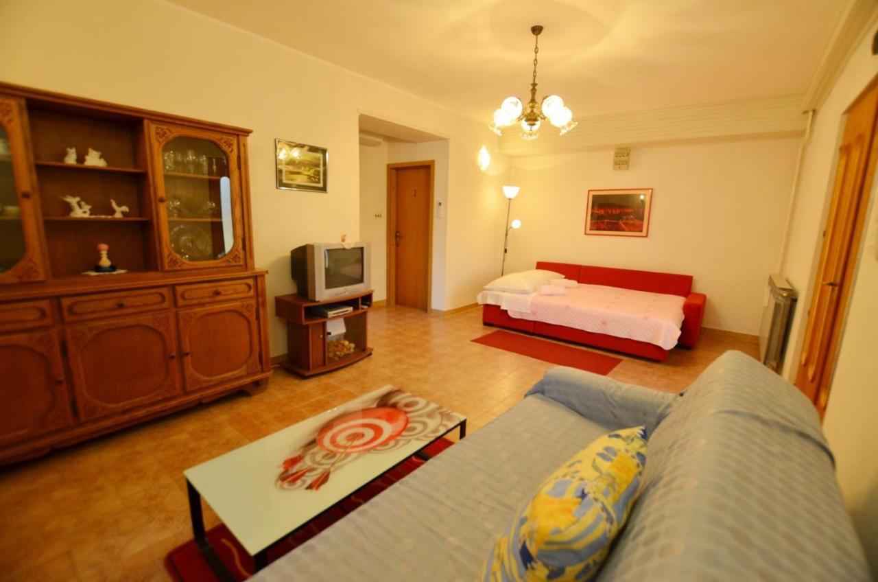 Miro Apartments Kanfanar Buitenkant foto