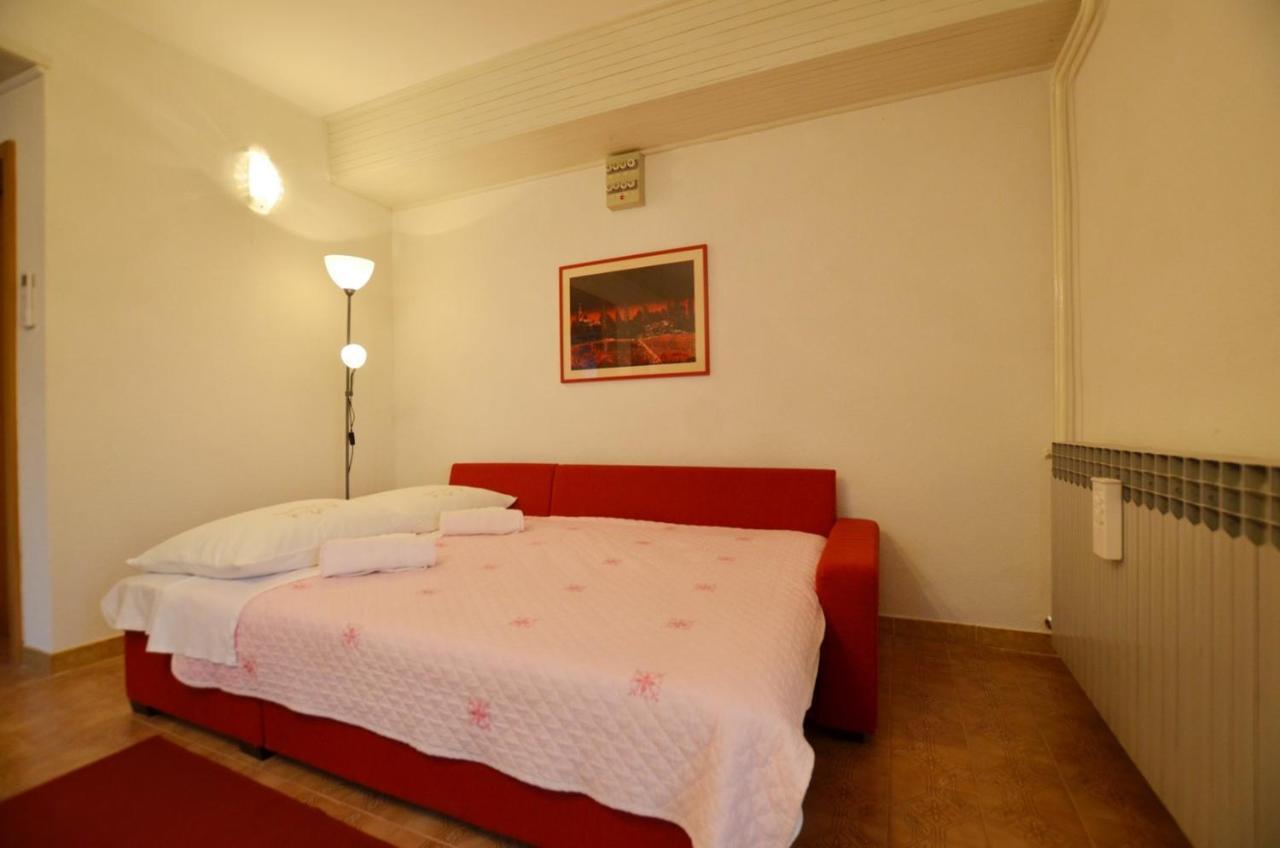 Miro Apartments Kanfanar Buitenkant foto
